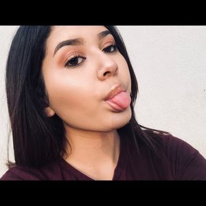 Meet your Posher, Isabelle